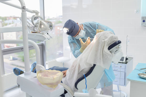 Best Dentist Open Late Near Me  in Beckett Ridge, OH